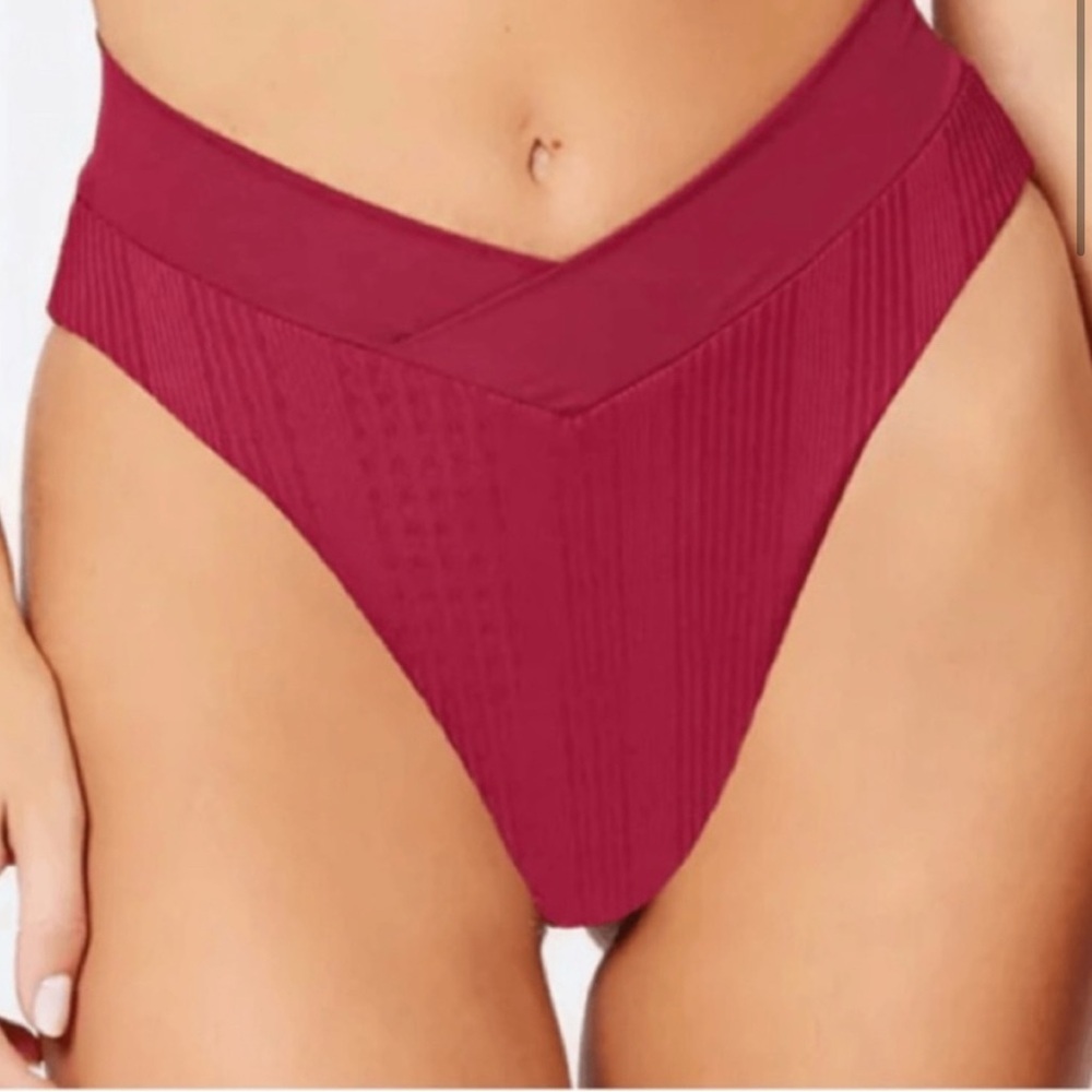 LSPACE Pointelle Rib Bikini Set - Picture 4 of 8